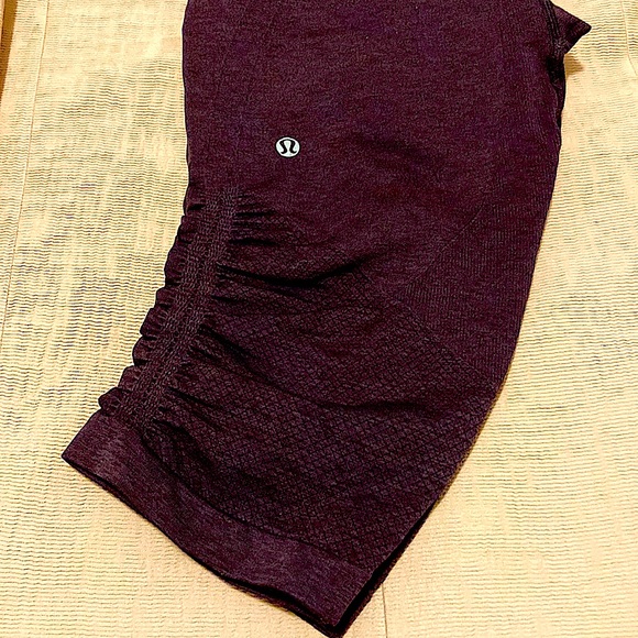 Lululemon Capri Pants - Picture 5 of 6